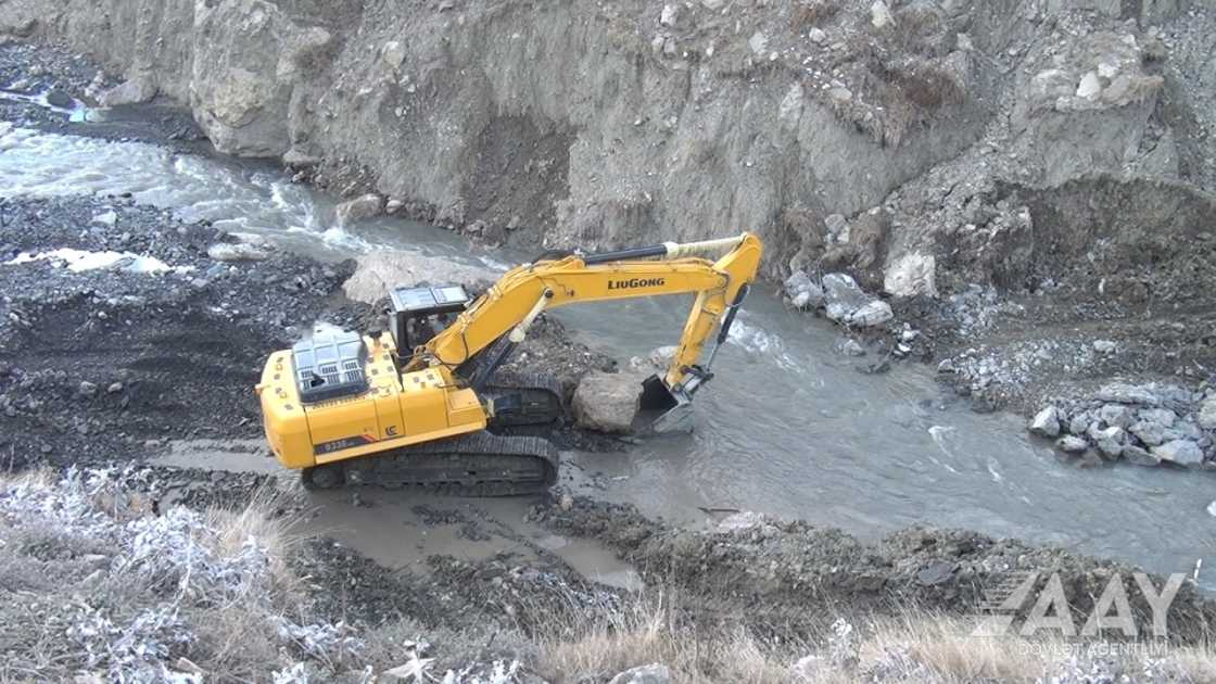 11 Началось строительство моста на дороге Губа-Хыналыг