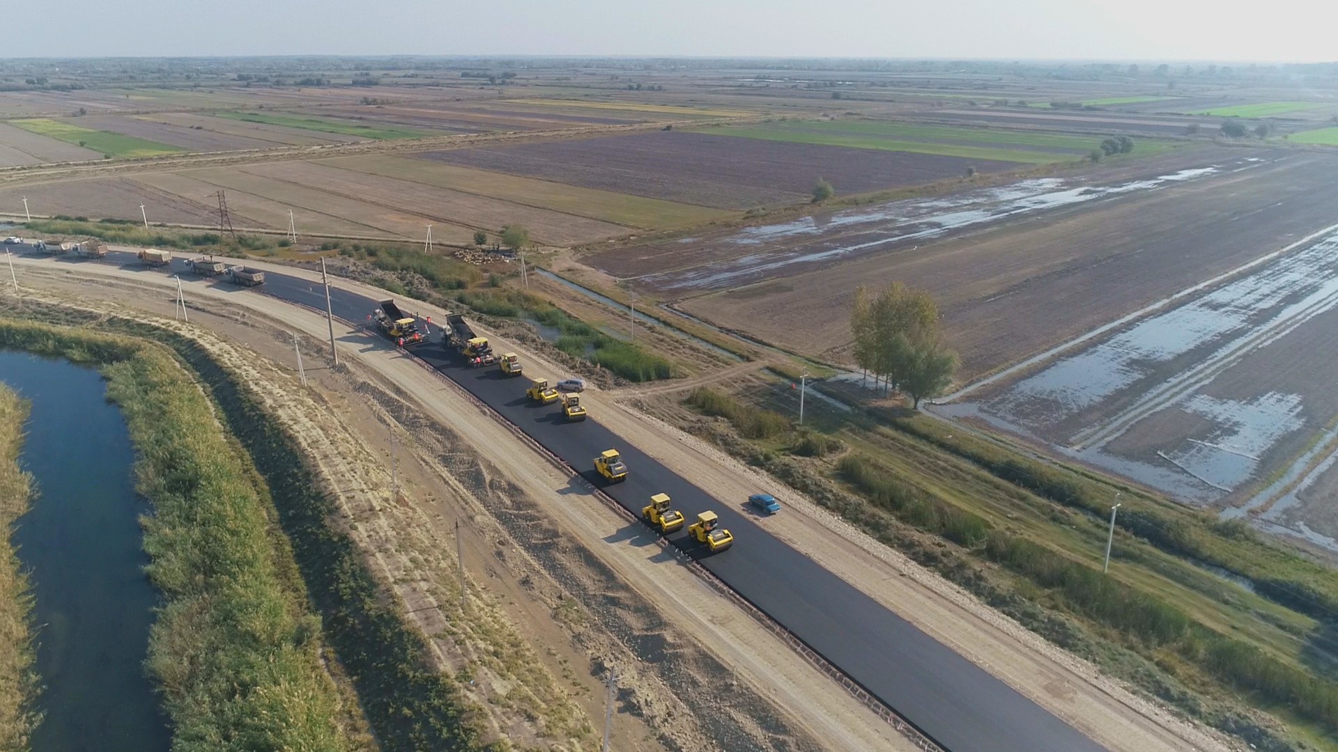 11 Ucar-Zərdab-Ağcabədi yolu II texniki dərəcəyə uyğun yenidən qurulur