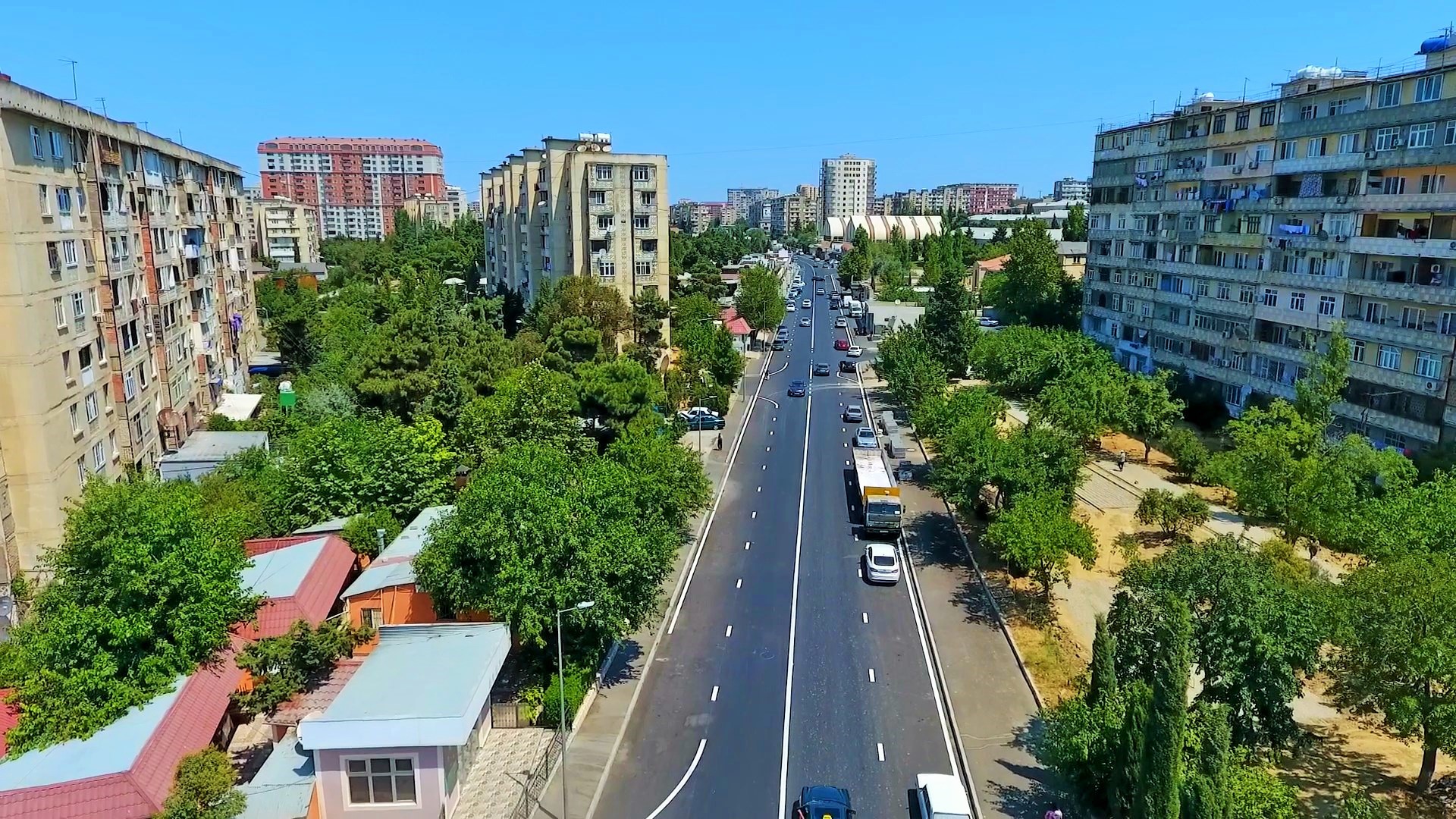 11 Bakı şəhəri, Xətai rayonunda daha 2 küçə əsaslı şəkildə təmir olunub